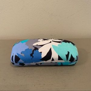 Vera Bradley Sun/Eye Glass Holder